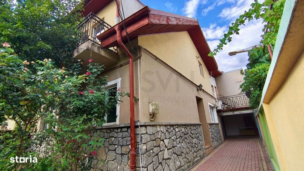 Vila  de vanzare intre Parcul Tineretului si Parcul Carol