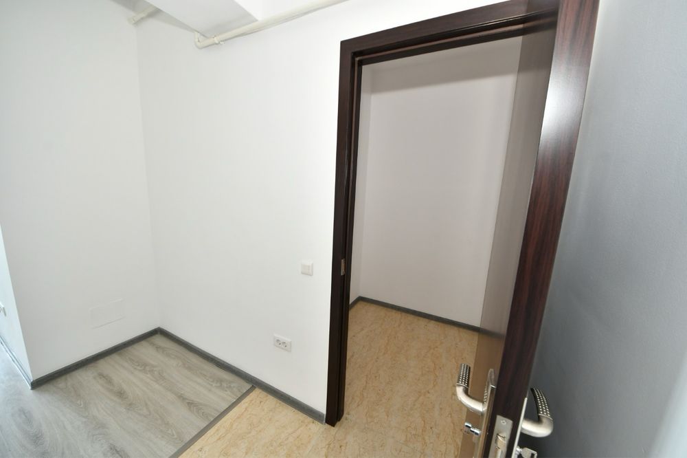 Închiriez apartament 2 camere,  italian Rezident
