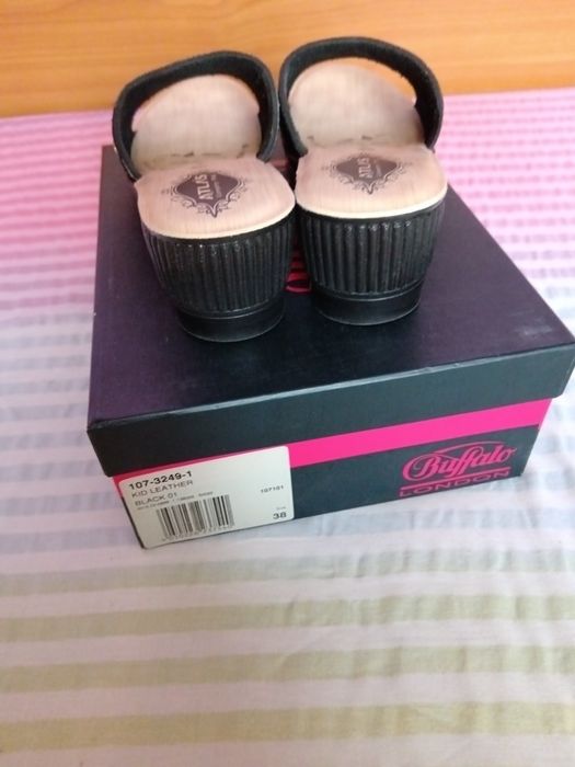 Vând Papuci Damă Mărimea 38