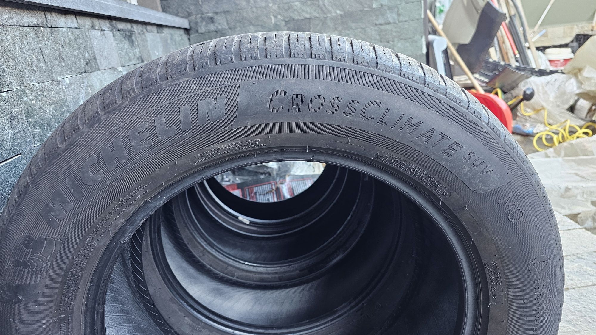 Летни и всесезонни гуми с размери 295/40/21" и 275/55/19"