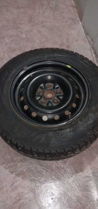 Шины с дисками в отличном состоянии