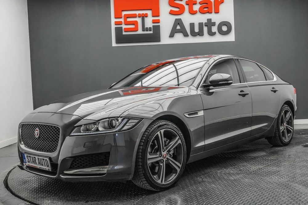 Jaguar XF