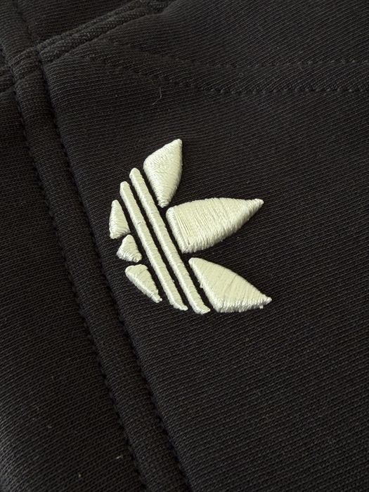 Adiddas худи размер М