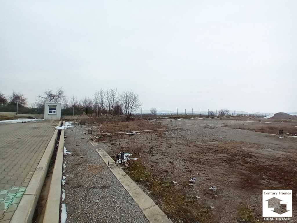 135215 Парцел с ПУП и разрешение за строеж, в гр. Лясковец
