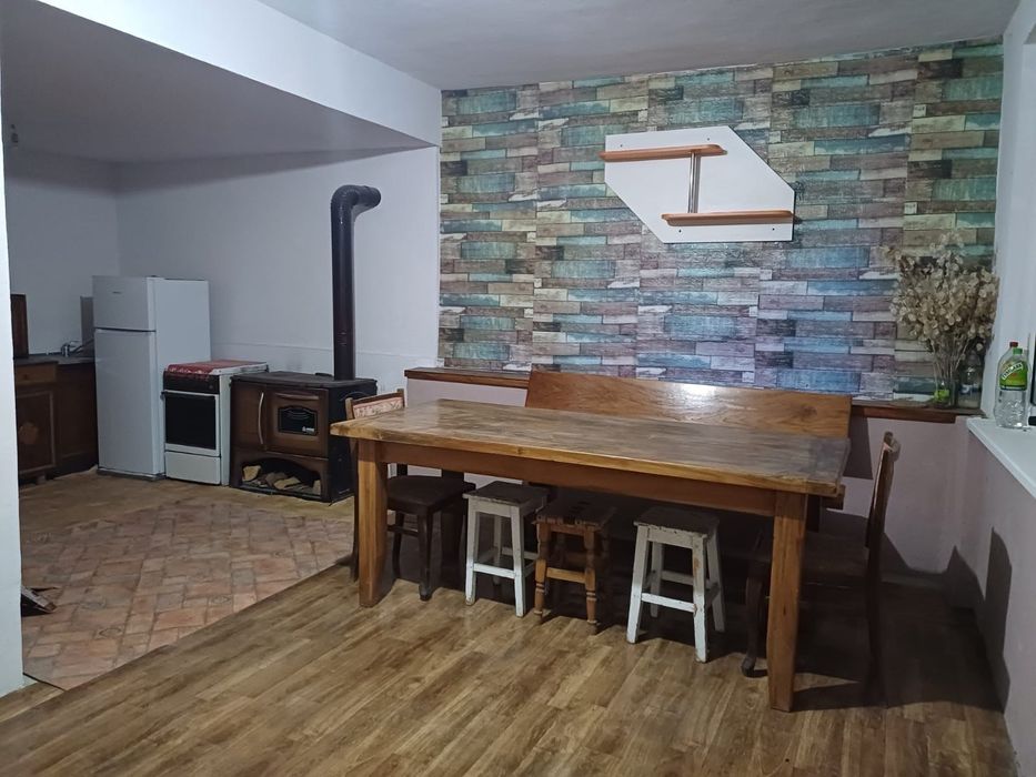 Închiriez cabana liberă de Revelion și Crăciun