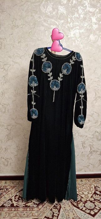 Ayollar uchun abaya ko'ylak