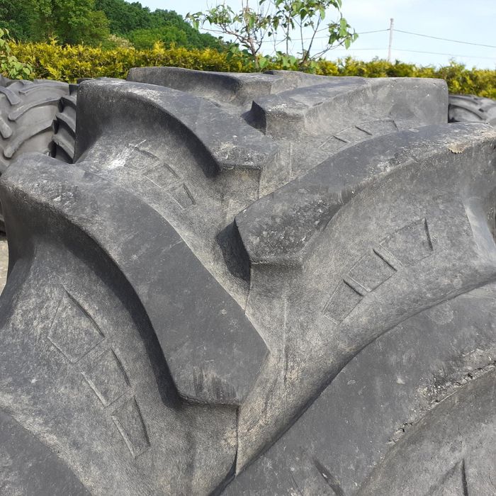 Cauciucuri 520/70R38 Petlas Anvelope SH. Profita de DISCOUNT