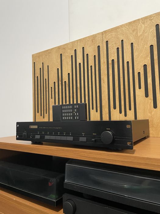 Preamplificator parasound pld 2000 full balansat telecomanda