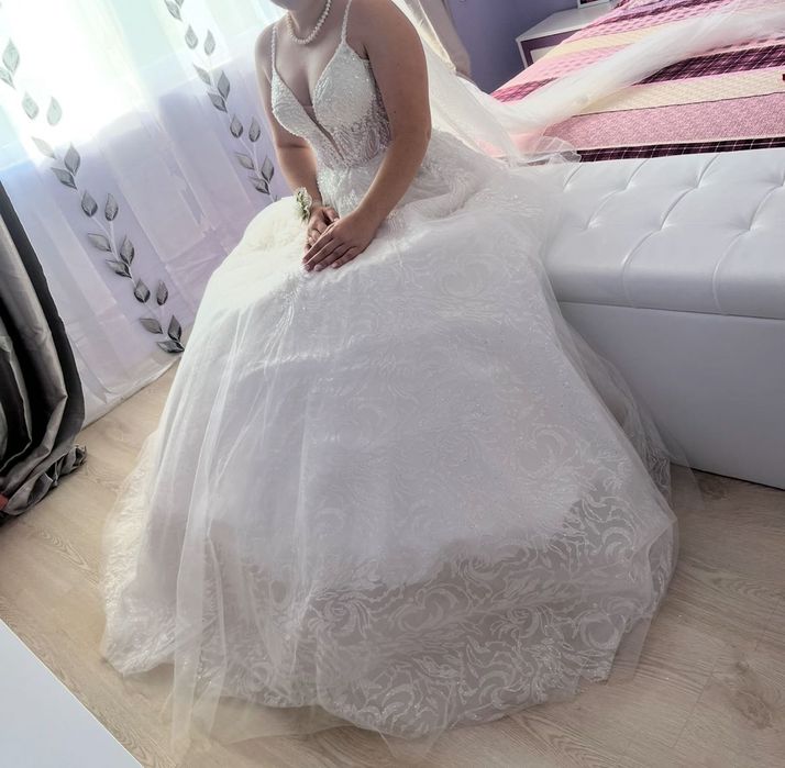 Булчинска рокля!