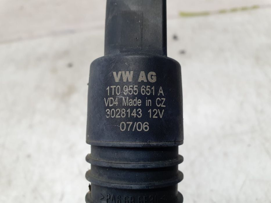 Pompa vas lichid parbriz 1t0955651a Audi A4 B7 [2004 - 2008]