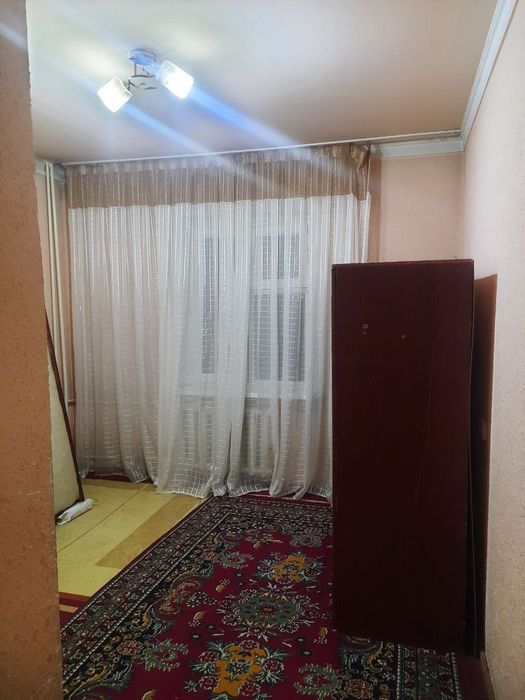 Ижарага уй берилади  алгаритим  2 хона  350&хамма шаройит бор ойлага