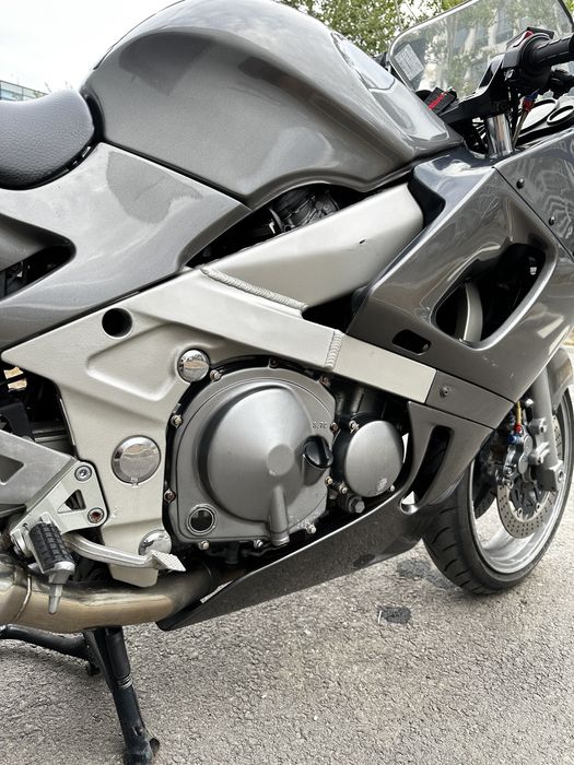 Kawasaki ZZR400 - 9200km