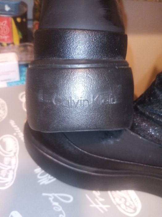 Calvin Klein дамски боти