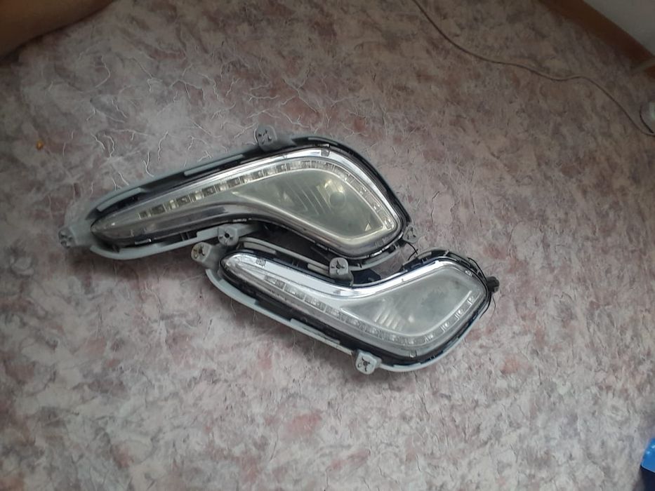 Продам противотуманки  Хюндай акцент