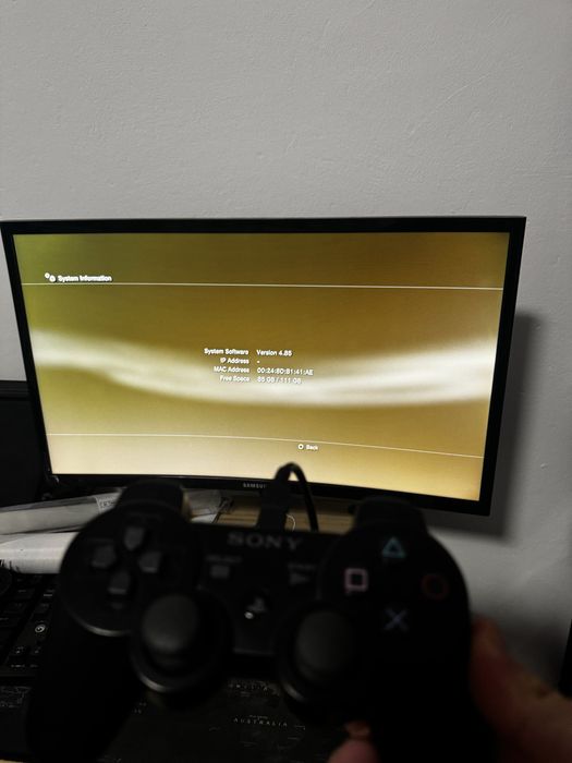 Playstation 3 slim - 120gb cu 6 jocuri si controller