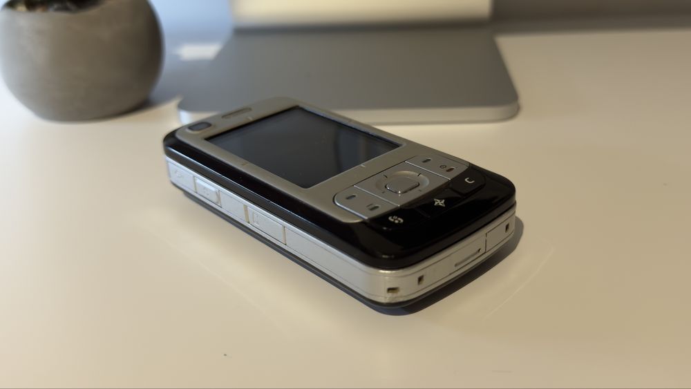 Nokia 6110 Navigator – Telefon clasic cu GPS dedicat