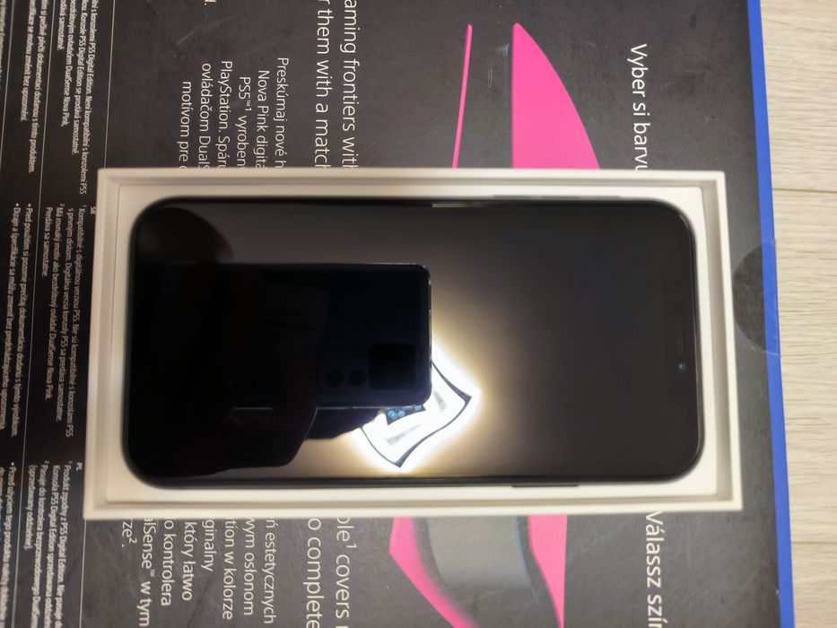 Iphone xr 64 alb nevarlock impecabil