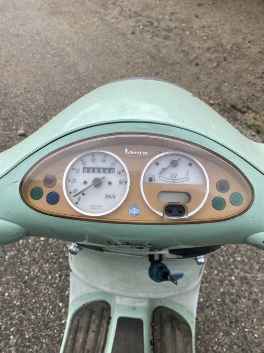 Piaggio vespa , scuter retro