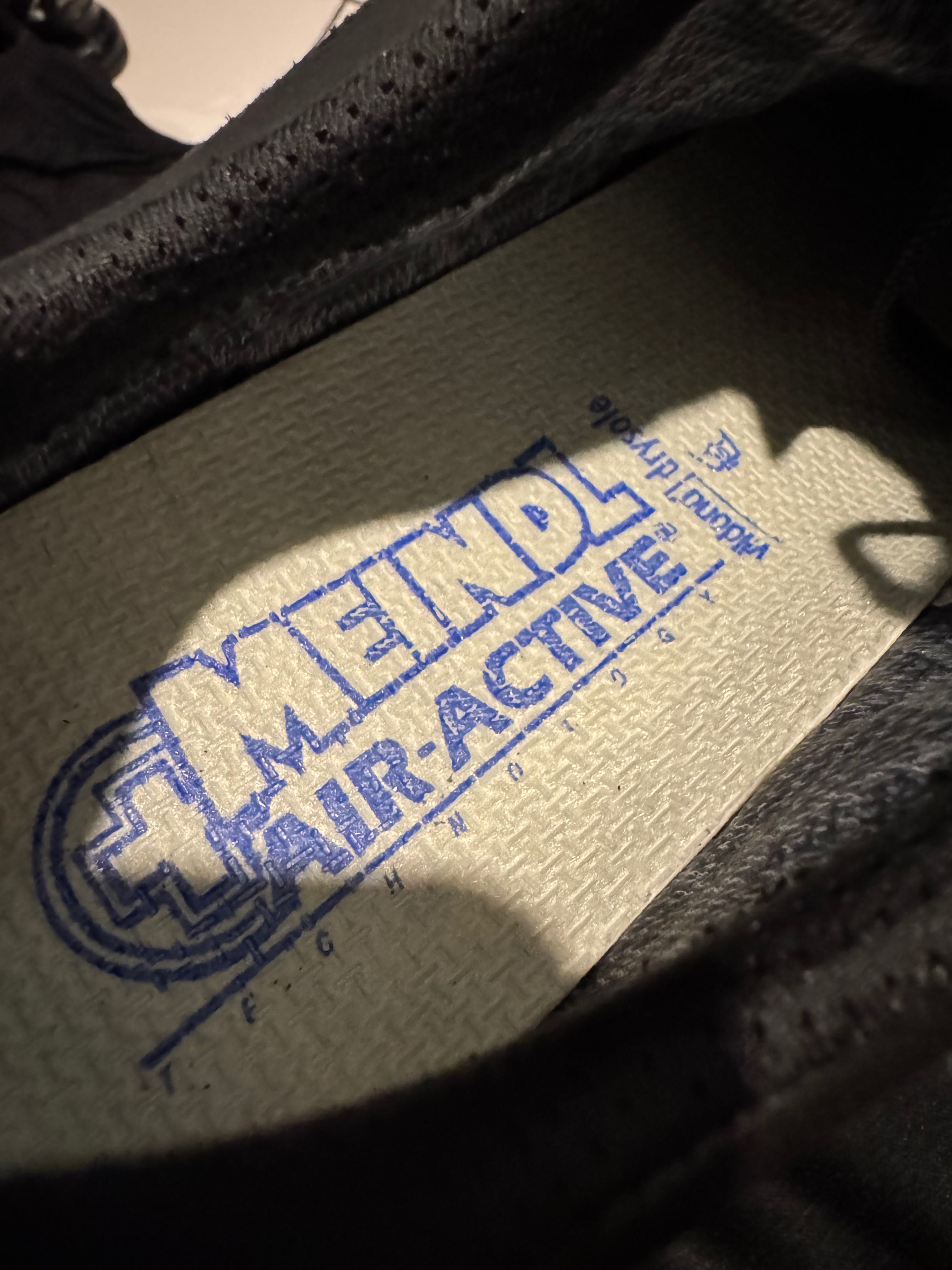 Мъжки обувки Meindl Gore Tex.