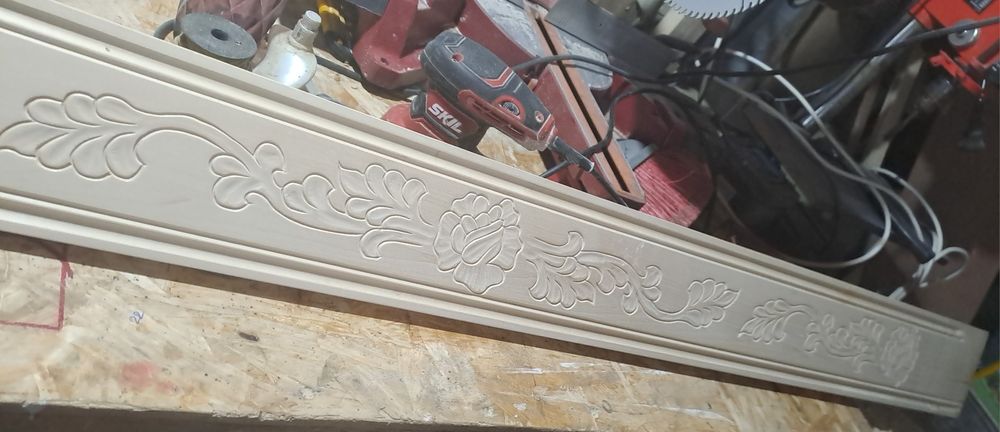 Sculptura in lemn natur