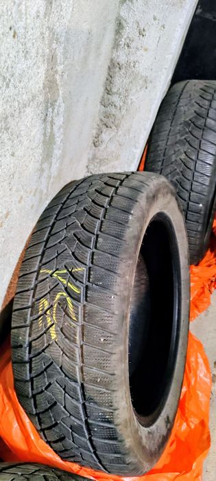 Зимни гуми Dunlop Winter sport 235/55/19