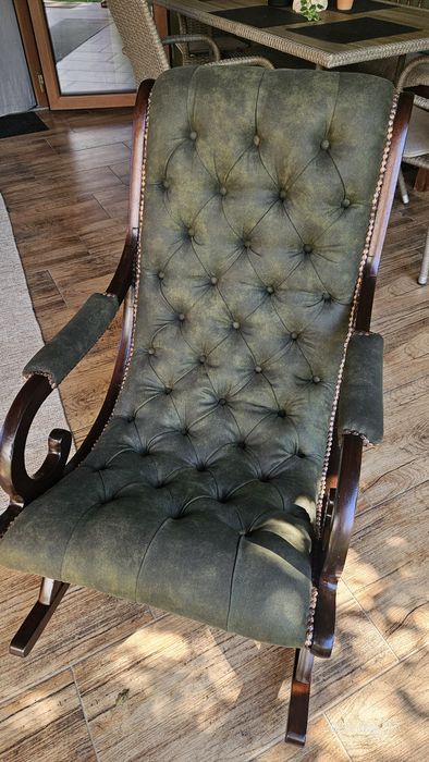 Balansoar Chesterfield