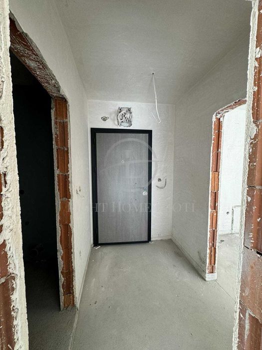 Продава се Двустаен апартамент в Пловдив, Южен - 73 кв.м за 1110 €/кв.м - Снимка #4