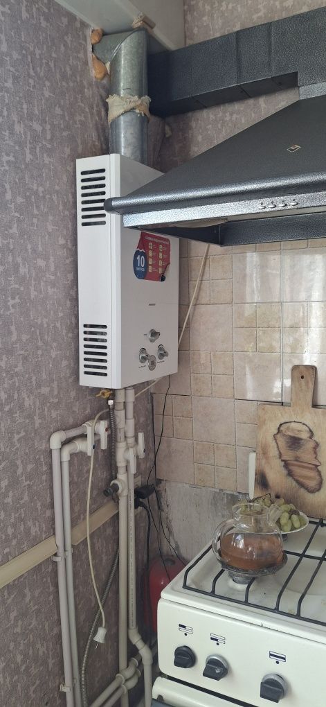 Продаётся газ колонка