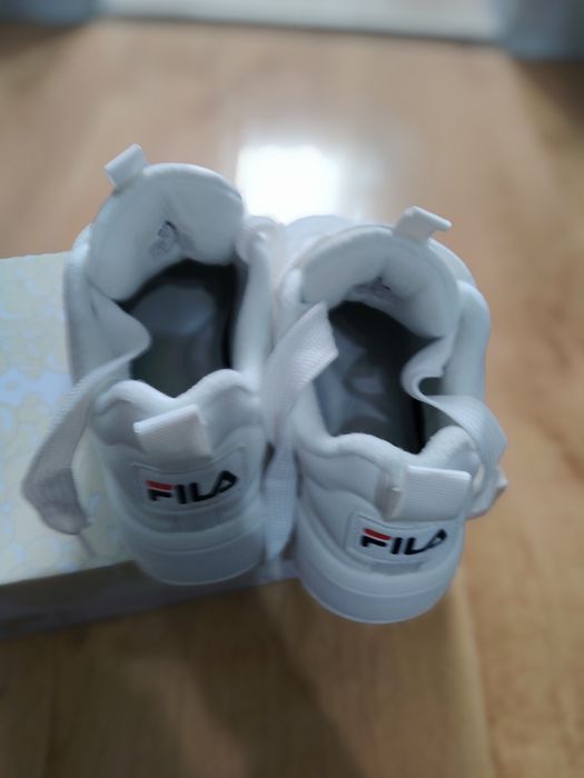 Нови маратонки Fila