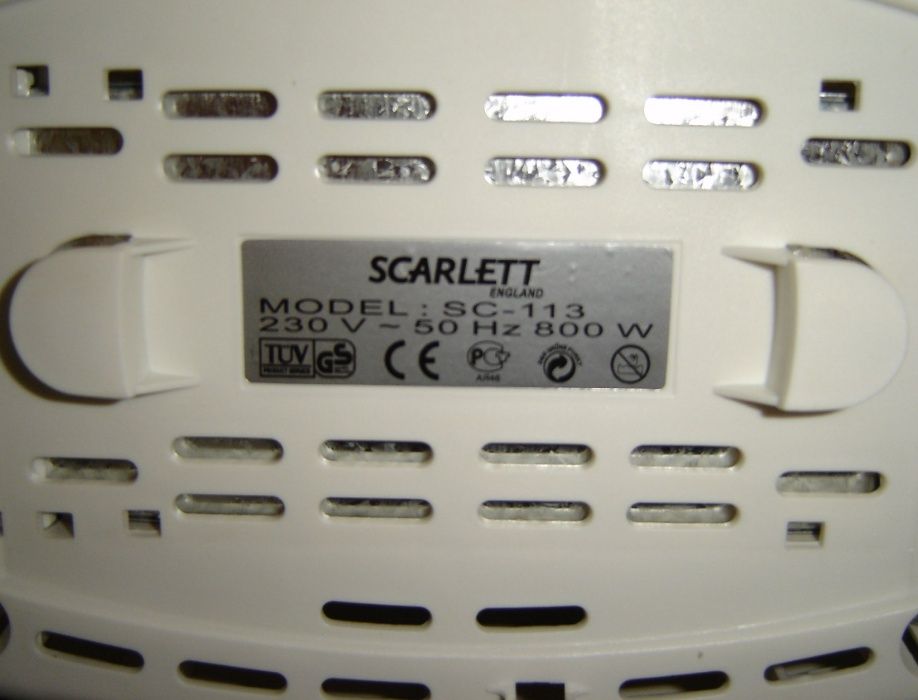 Отличный тостер Scarlett