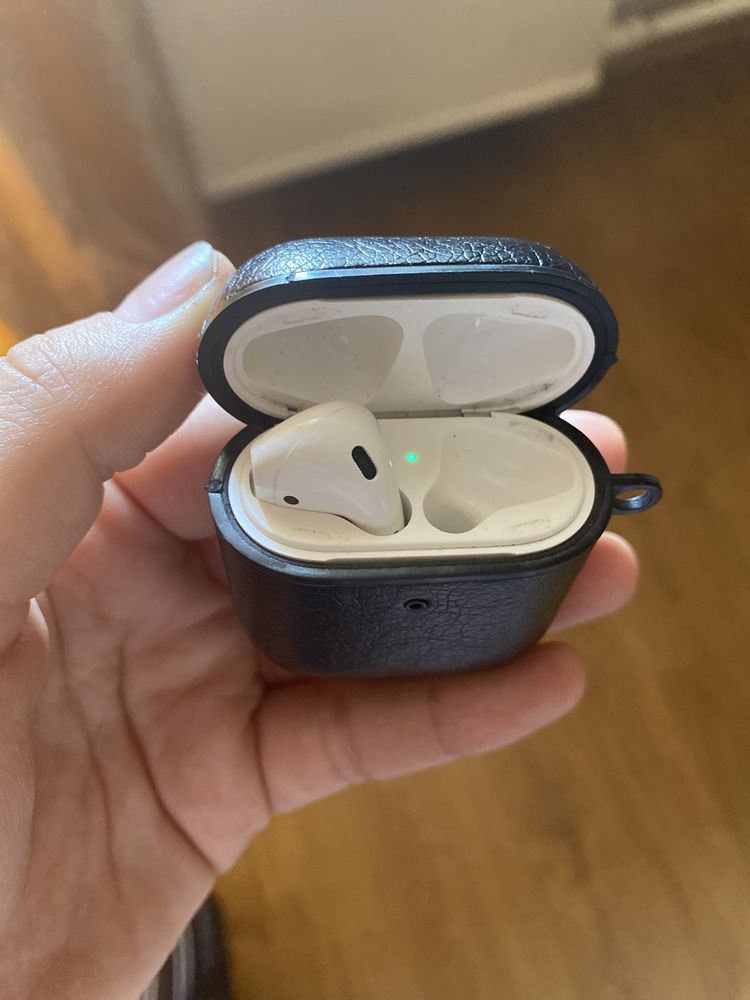 Airpods новый оригинал