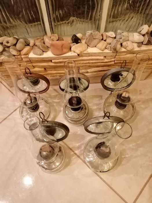 Lămpi cu petrol vechi