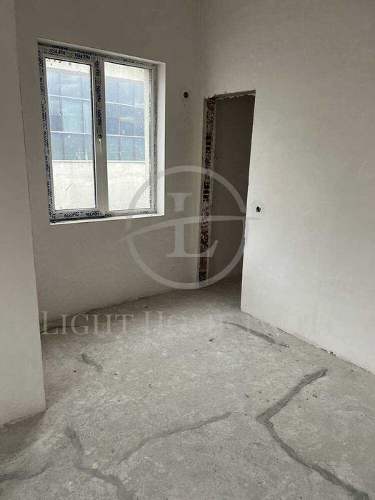 Продава се Тристаен апартамент в Пловдив, Съдийски - 197 кв.м за 676 €/кв.м - Снимка #1