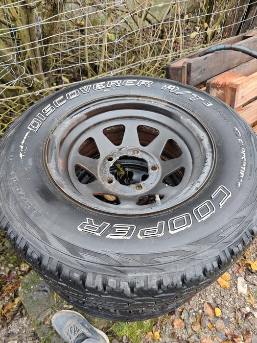 Jante/anvelope Suzuki 225 70 R15 MS