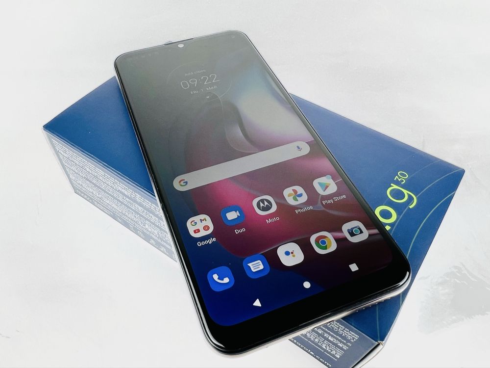 Motorola Moto G30 128GB 6RAM Dark Pearl Отличен! Гаранция!