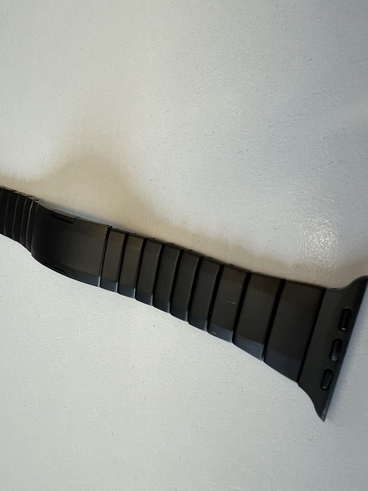 Каишка за Apple watch 44/45/49 S10 метална черна