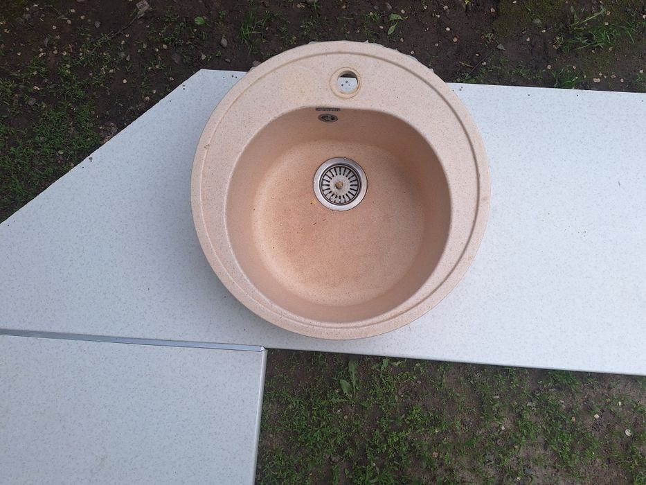 Продам раковину круглую