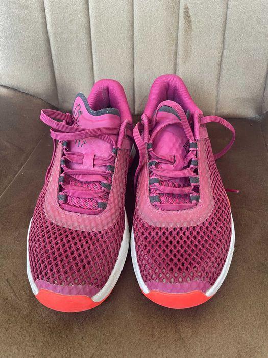 Обувки / Маратонки Under Armour Tribase reign размер / номер 40