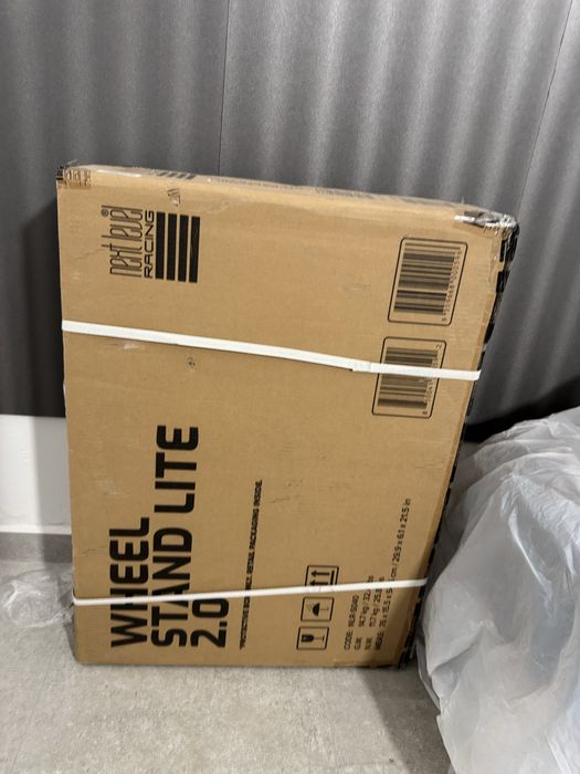 Fanatec CSL DD 8NM + Formula 2.5 Steering Wheel + CSL Elite Pedals V2