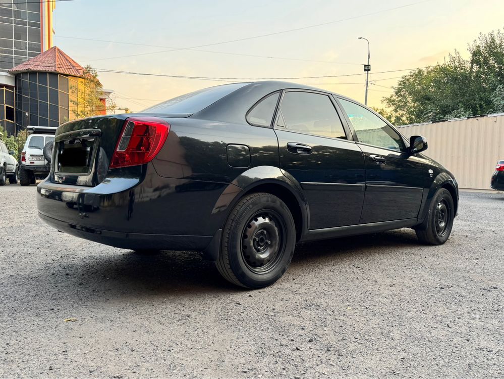 Chevrolet gentra (1 evro) автомат