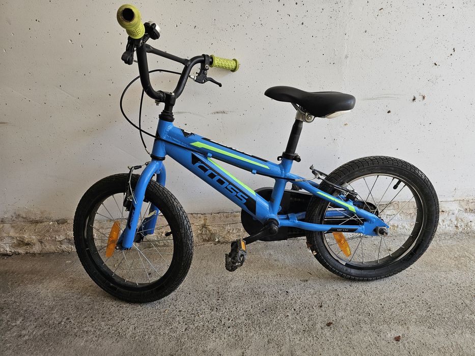 Детски велосипед Cross 16 цола син цвят.