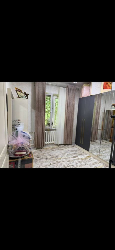 Продаётся 5 комнатная квартира