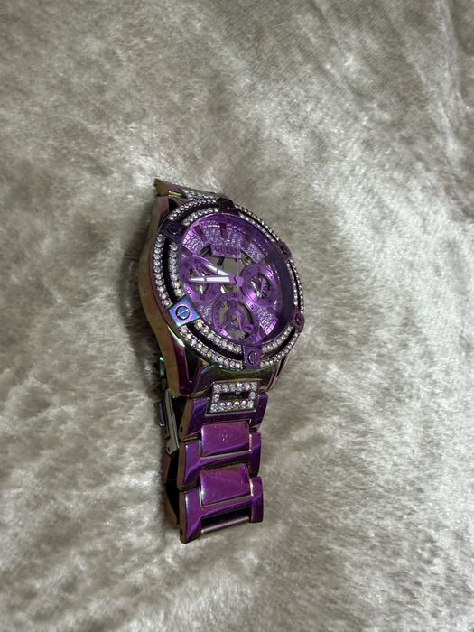 Дамски Часовник GUESS Ladies Iridescent Multi-function Watch- GW0464L4