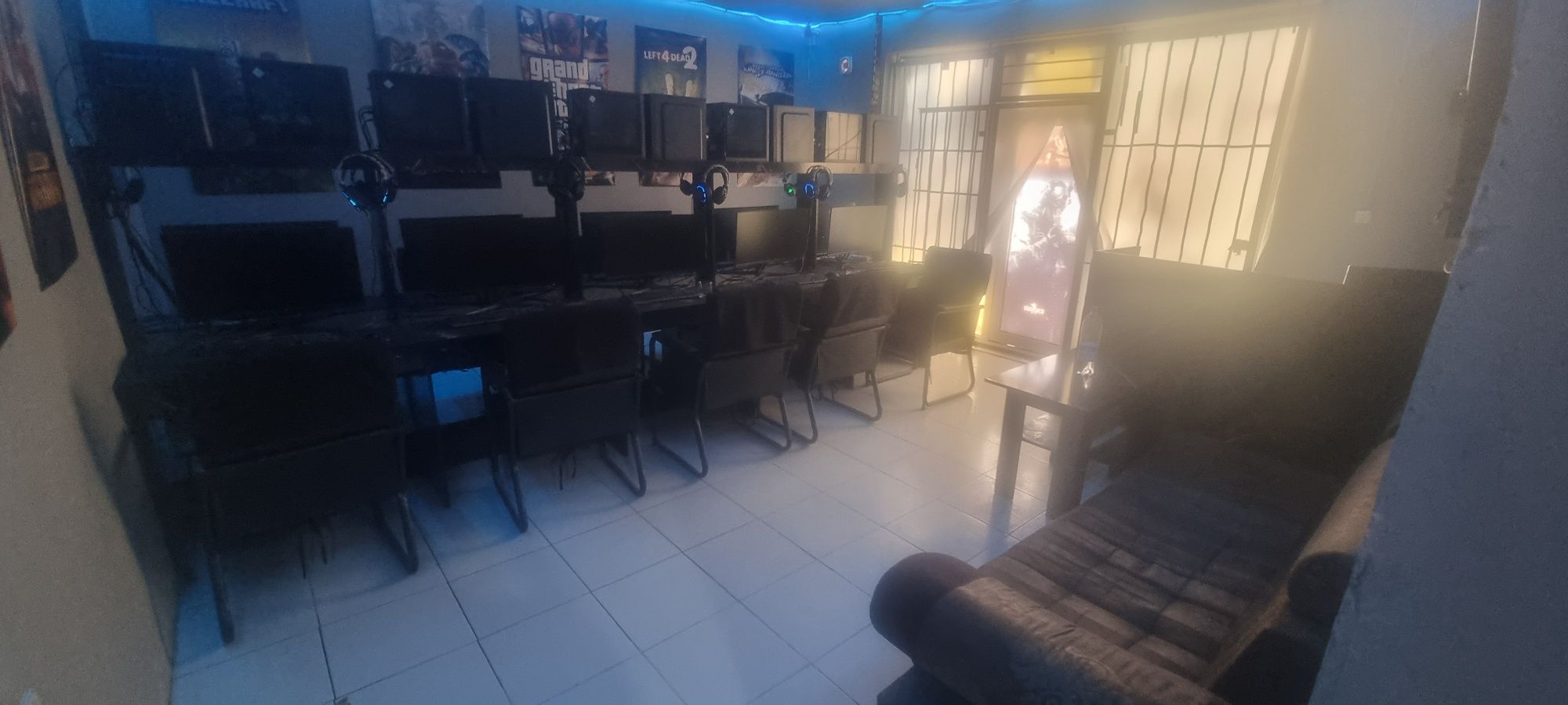 Kompyuter club sotiladi orzon narxda