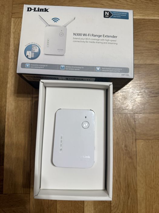 РУТЕР D-LINK DIR-825 E ROUTER и N300 Безжичен усилвател DAP-1330