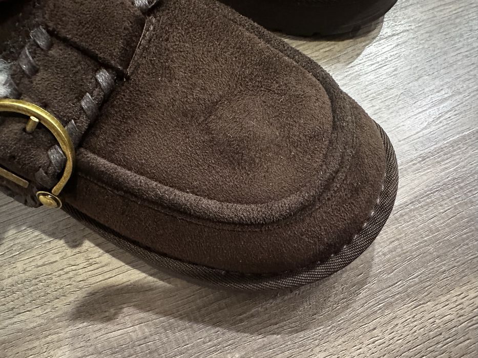 Теплые ботинки на зиму новые