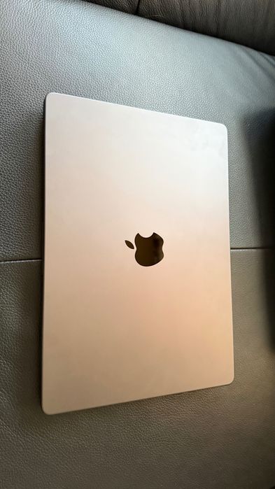 Mac book pro M4 2024г