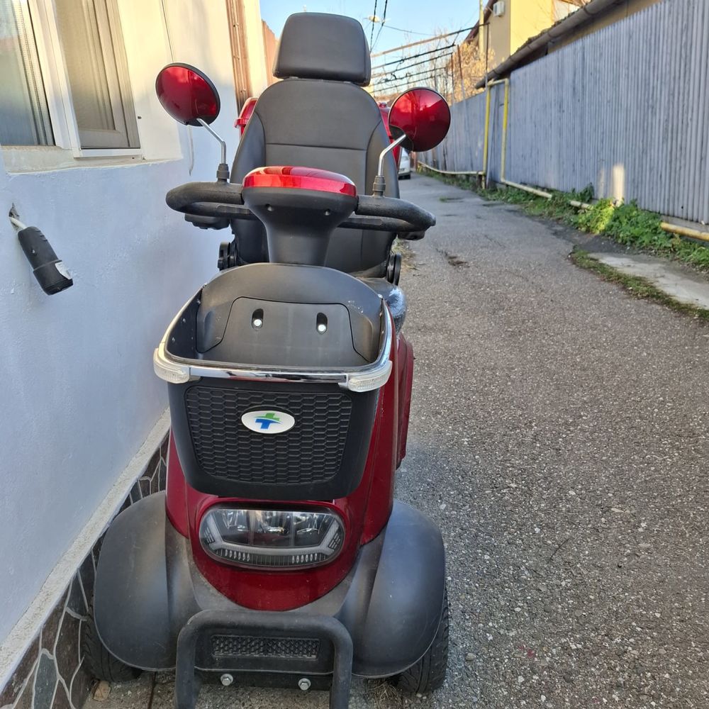 Scaun cu rotile electric NOU
