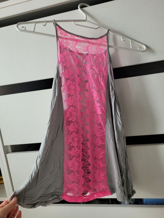 Bluze si rochite pt plaja