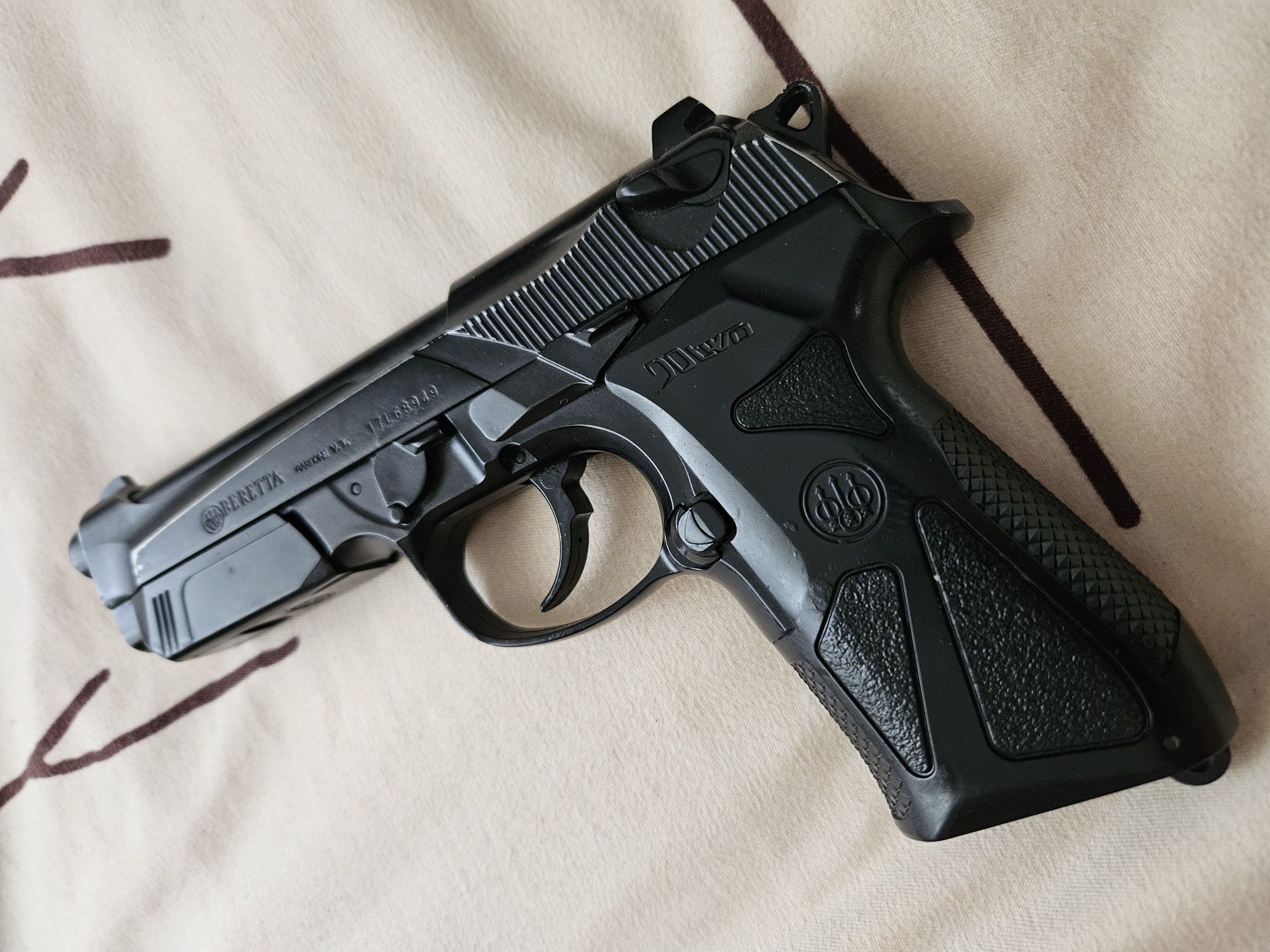 Pistol Airsoft Beretta